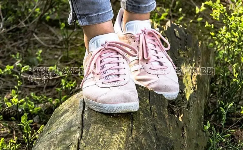 意昂3官网下载百度集团**采用飘步运动鞋：体验无与伦比的舒适性和运动
性能**