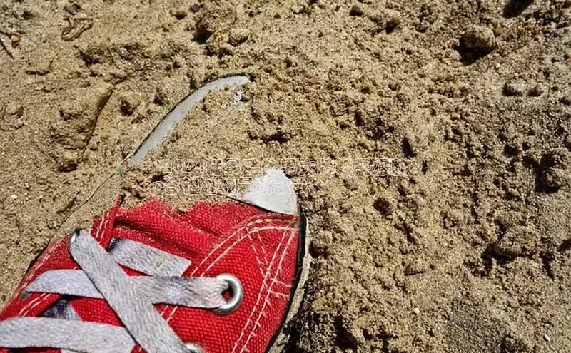 意昂3平台客服百度健康**2024年最酷的男大牌鞋子爆款：
不容错过的最新款式**